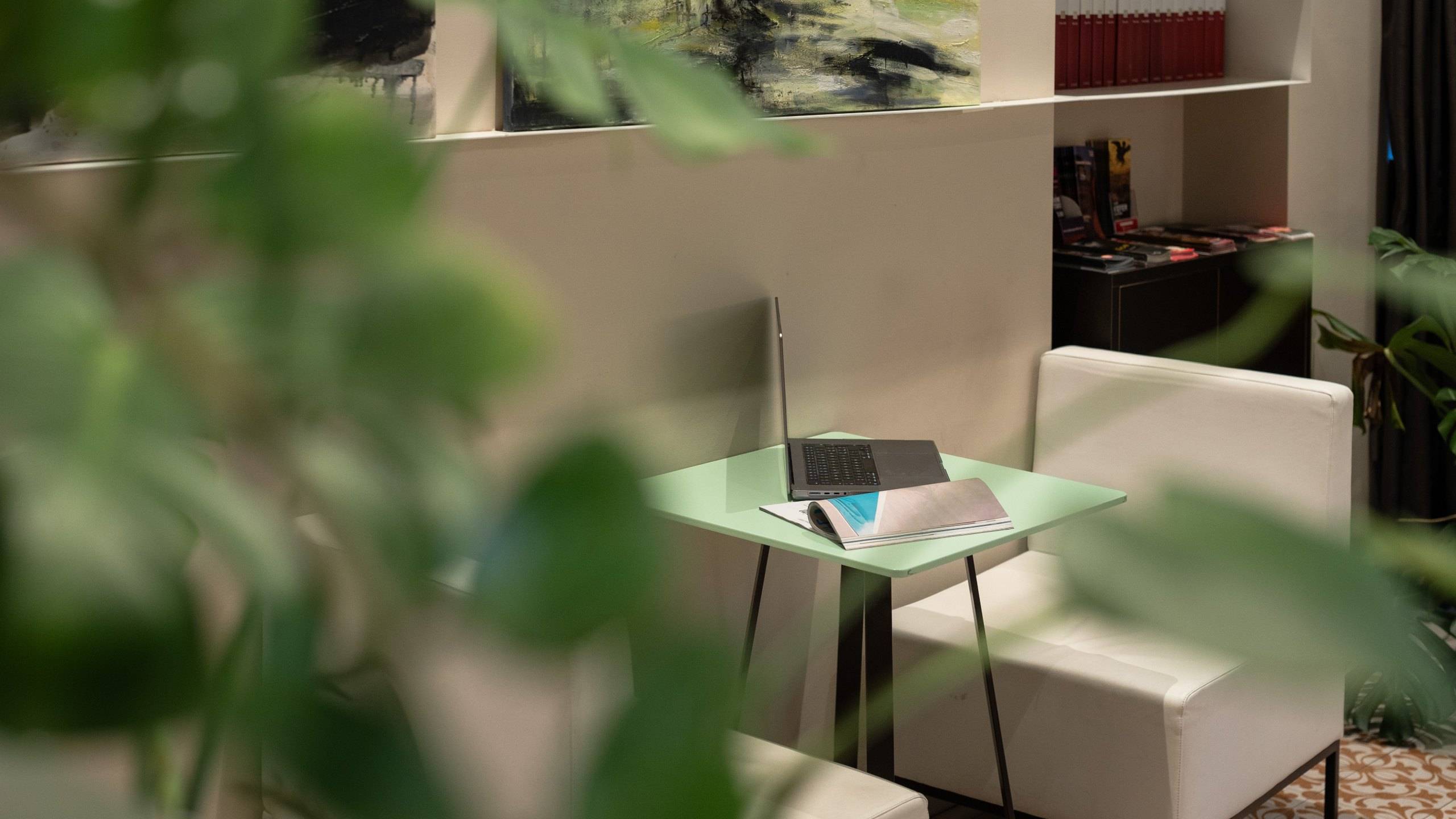 Hotel-Caravaggio-Firenze-tavolo-sala-colazioni-foto-orizzontale